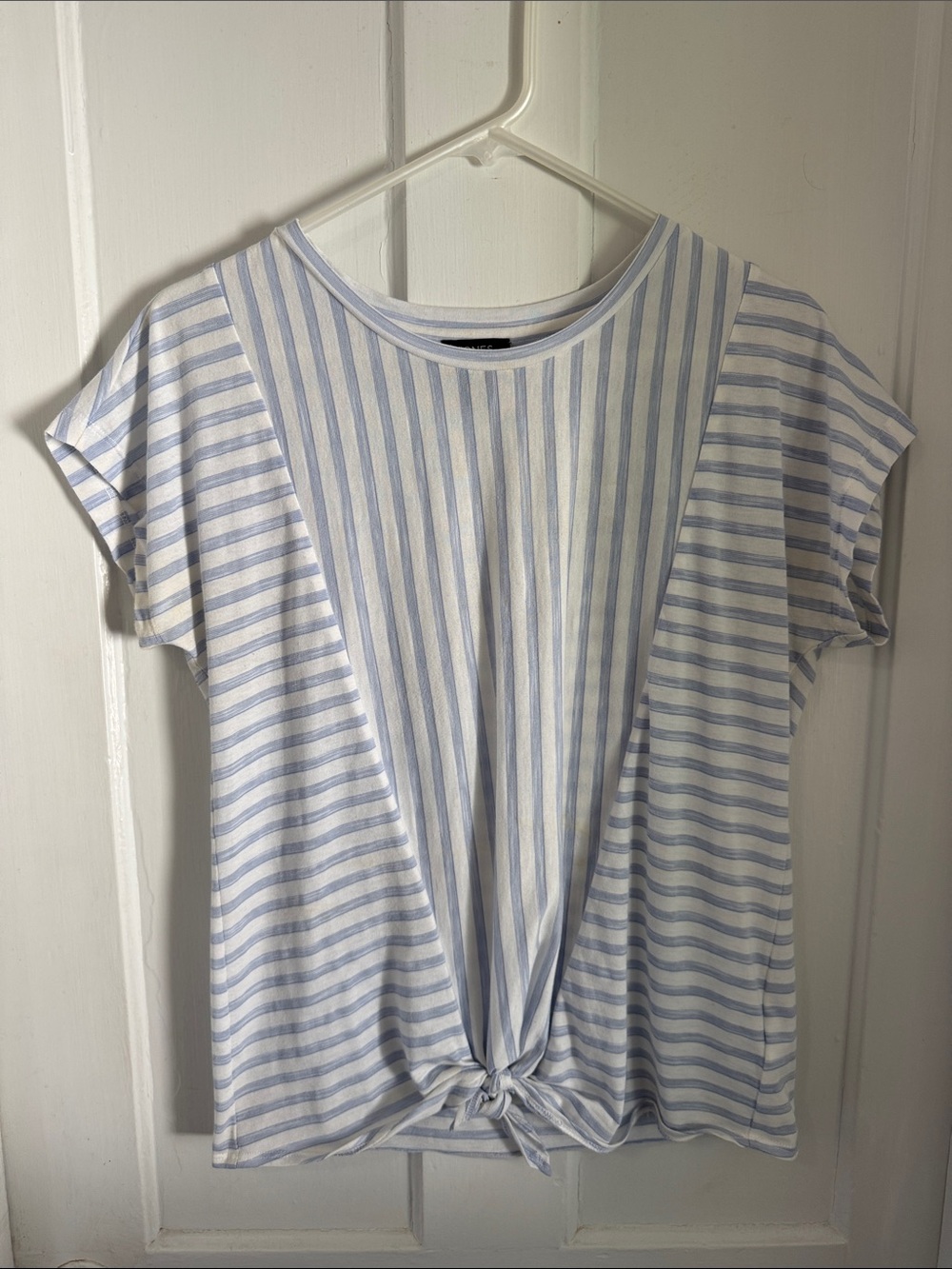 Jones New York Light Blue & White Striped Knot-Front Tee